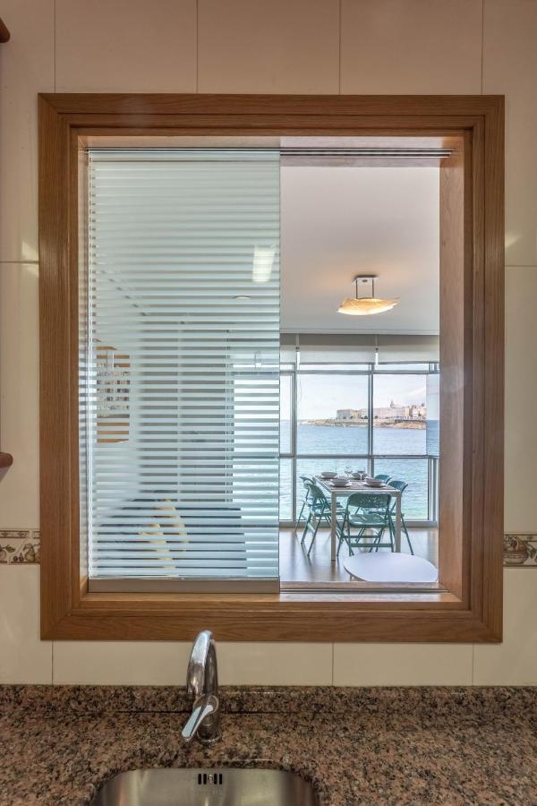 Apartamento En Primera Linea De Playa Riazor La Coruña Eksteriør bilde